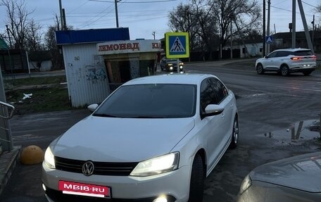 Volkswagen Jetta VI, 2013 год, 1 100 000 рублей, 8 фотография
