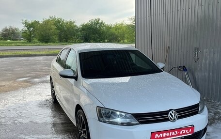 Volkswagen Jetta VI, 2013 год, 1 100 000 рублей, 19 фотография