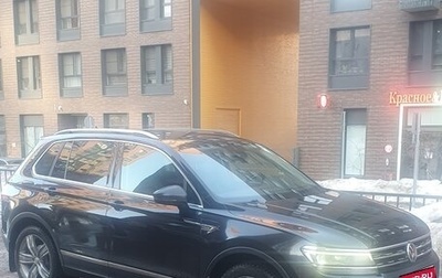 Volkswagen Tiguan II, 2019 год, 3 050 000 рублей, 1 фотография