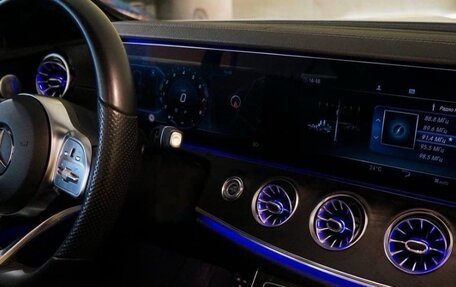 Mercedes-Benz E-Класс, 2018 год, 5 400 000 рублей, 8 фотография