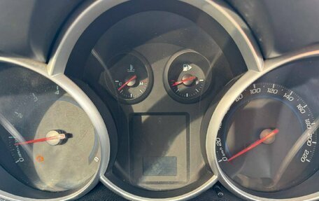 Chevrolet Cruze II, 2010 год, 470 000 рублей, 9 фотография