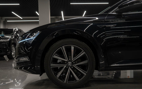 Skoda Superb III рестайлинг, 2025 год, 3 250 000 рублей, 23 фотография