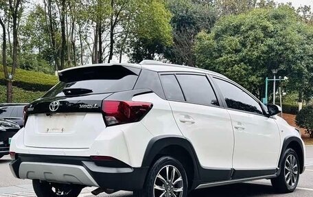 Toyota Yaris XP150 рестайлинг, 2022 год, 1 600 000 рублей, 4 фотография