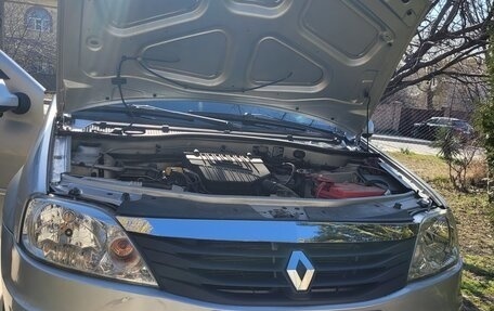 Renault Logan I, 2013 год, 800 000 рублей, 13 фотография