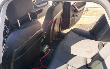 Audi A4, 2006 год, 650 000 рублей, 14 фотография