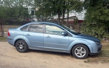 Ford Focus II рестайлинг, 2005 год, 320 000 рублей, 2 фотография