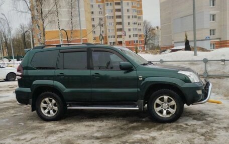 Toyota Land Cruiser Prado 120 рестайлинг, 2007 год, 2 000 000 рублей, 9 фотография