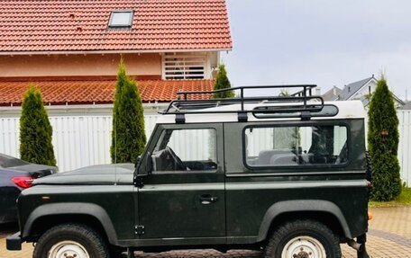 Land Rover Defender I, 2007 год, 2 950 000 рублей, 4 фотография