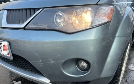 Mitsubishi Outlander III рестайлинг 3, 2007 год, 800 000 рублей, 18 фотография