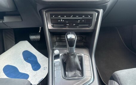 Volkswagen Tiguan II, 2022 год, 3 125 000 рублей, 11 фотография