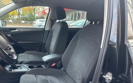 Volkswagen Tiguan II, 2022 год, 3 125 000 рублей, 9 фотография