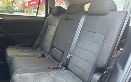 Volkswagen Tiguan II, 2022 год, 3 125 000 рублей, 15 фотография