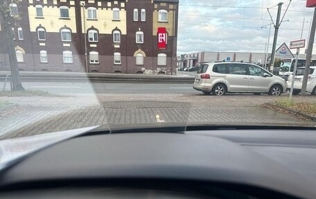 Volkswagen Tiguan II, 2022 год, 3 125 000 рублей, 14 фотография