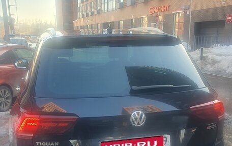 Volkswagen Tiguan II, 2019 год, 3 050 000 рублей, 8 фотография