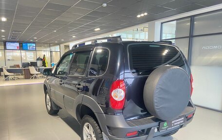 Chevrolet Niva I рестайлинг, 2019 год, 700 000 рублей, 5 фотография