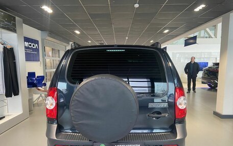 Chevrolet Niva I рестайлинг, 2019 год, 700 000 рублей, 6 фотография