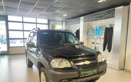 Chevrolet Niva I рестайлинг, 2019 год, 700 000 рублей, 2 фотография