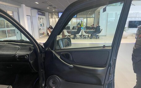 Chevrolet Niva I рестайлинг, 2019 год, 700 000 рублей, 8 фотография