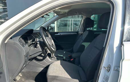 Volkswagen Tiguan II, 2021 год, 2 799 000 рублей, 9 фотография