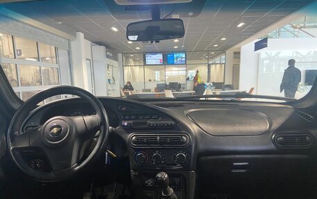 Chevrolet Niva I рестайлинг, 2019 год, 700 000 рублей, 27 фотография