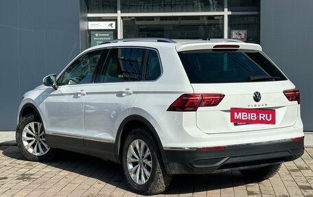 Volkswagen Tiguan II, 2021 год, 2 799 000 рублей, 5 фотография