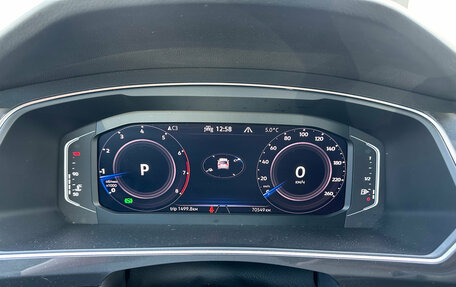 Volkswagen Tiguan II, 2021 год, 2 799 000 рублей, 11 фотография