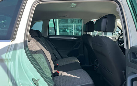 Volkswagen Tiguan II, 2021 год, 2 799 000 рублей, 17 фотография