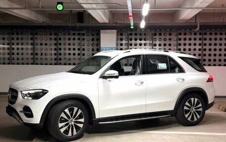 Mercedes-Benz GLE, 2025 год, 13 000 000 рублей, 2 фотография
