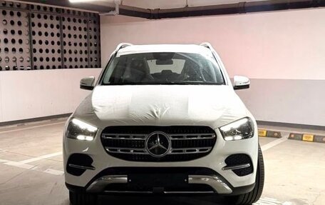 Mercedes-Benz GLE, 2025 год, 13 000 000 рублей, 3 фотография