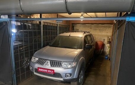 Mitsubishi Pajero Sport II рестайлинг, 2012 год, 2 500 000 рублей, 1 фотография