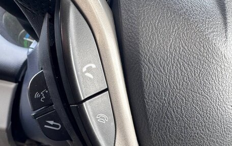 Honda Insight II рестайлинг, 2010 год, 700 000 рублей, 11 фотография