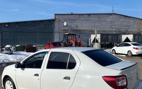 Renault Logan II, 2018 год, 580 000 рублей, 2 фотография