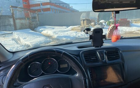 Renault Logan II, 2018 год, 580 000 рублей, 9 фотография