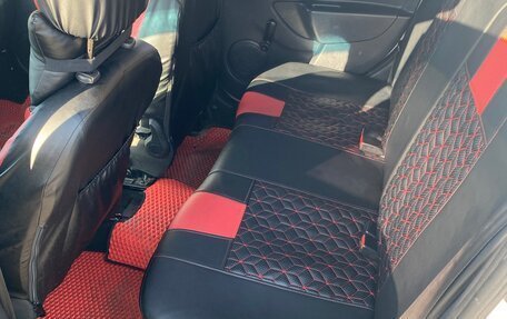 Renault Logan II, 2018 год, 580 000 рублей, 8 фотография