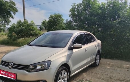 Volkswagen Polo VI (EU Market), 2012 год, 1 000 000 рублей, 2 фотография
