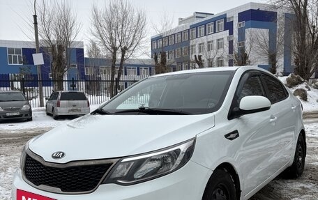 KIA Rio III рестайлинг, 2016 год, 735 000 рублей, 3 фотография