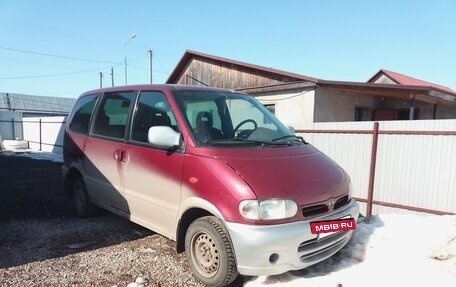 Nissan Serena I, 2000 год, 400 000 рублей, 2 фотография