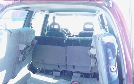 Nissan Serena I, 2000 год, 400 000 рублей, 5 фотография