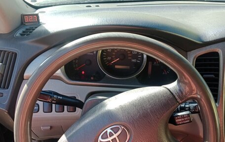 Toyota Highlander III, 2001 год, 749 999 рублей, 9 фотография