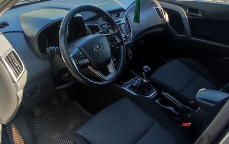 Hyundai Creta I рестайлинг, 2019 год, 1 700 000 рублей, 4 фотография