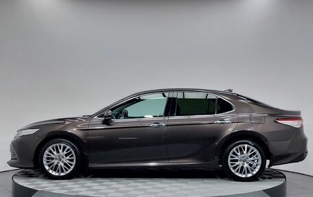 Toyota Camry, 2018 год, 2 749 000 рублей, 8 фотография