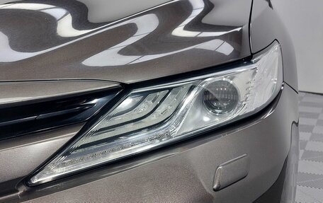 Toyota Camry, 2018 год, 2 749 000 рублей, 9 фотография