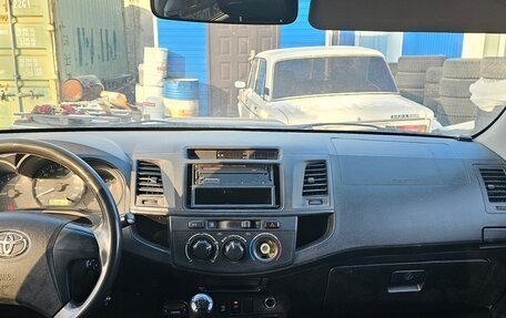 Toyota Hilux VII, 2014 год, 1 700 000 рублей, 7 фотография