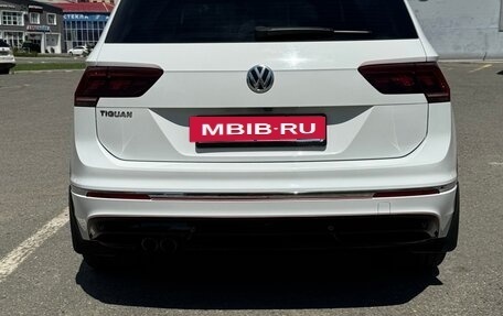 Volkswagen Tiguan II, 2018 год, 2 100 000 рублей, 2 фотография