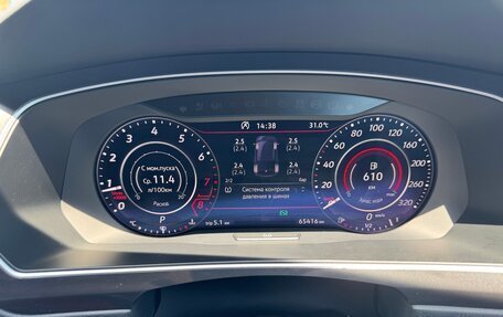 Volkswagen Tiguan II, 2018 год, 2 100 000 рублей, 20 фотография