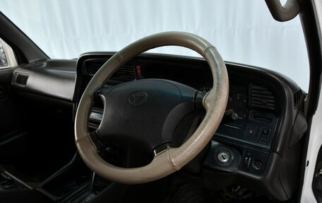 Toyota HiAce H100, 1995 год, 805 000 рублей, 12 фотография