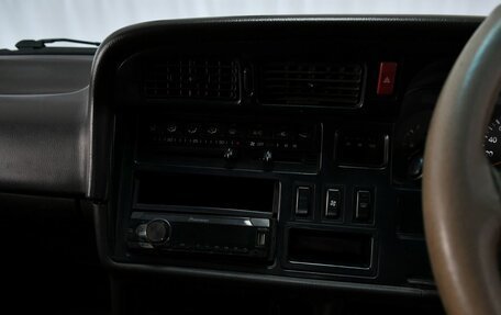 Toyota HiAce H100, 1995 год, 805 000 рублей, 14 фотография