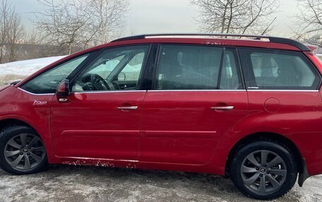 Citroen C4 Picasso II рестайлинг, 2013 год, 1 000 000 рублей, 3 фотография