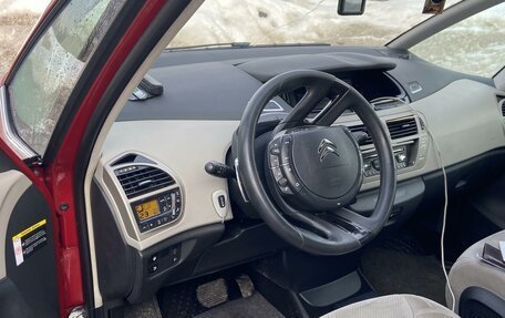 Citroen C4 Picasso II рестайлинг, 2013 год, 1 000 000 рублей, 2 фотография