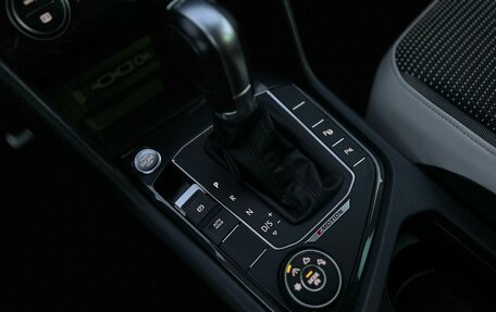 Volkswagen Tiguan II, 2019 год, 2 650 000 рублей, 11 фотография